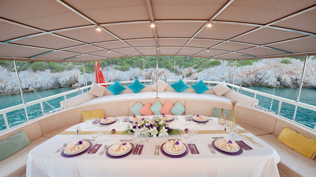 eze-sailing, charter yacht sun deck and aft