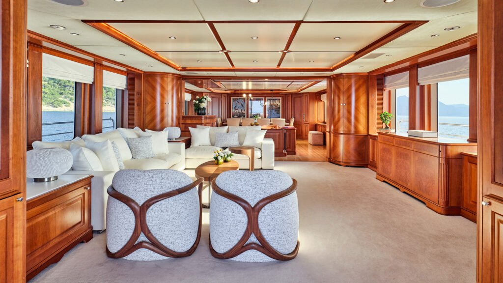 RIVA I main salon looking forward
