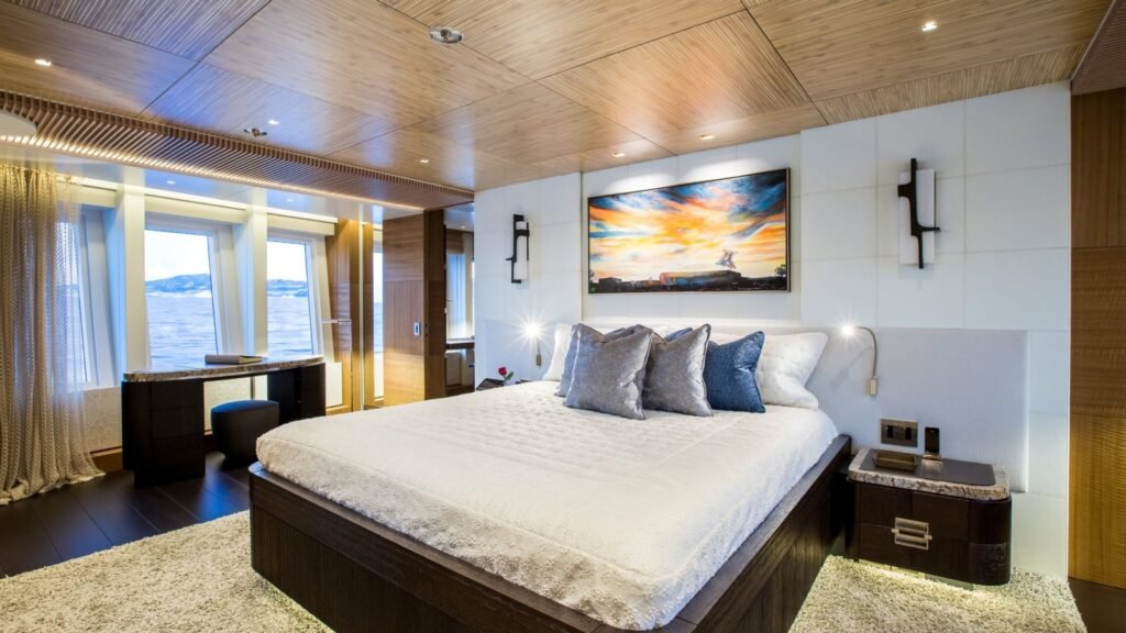 Ruya - Main deck master cabin
