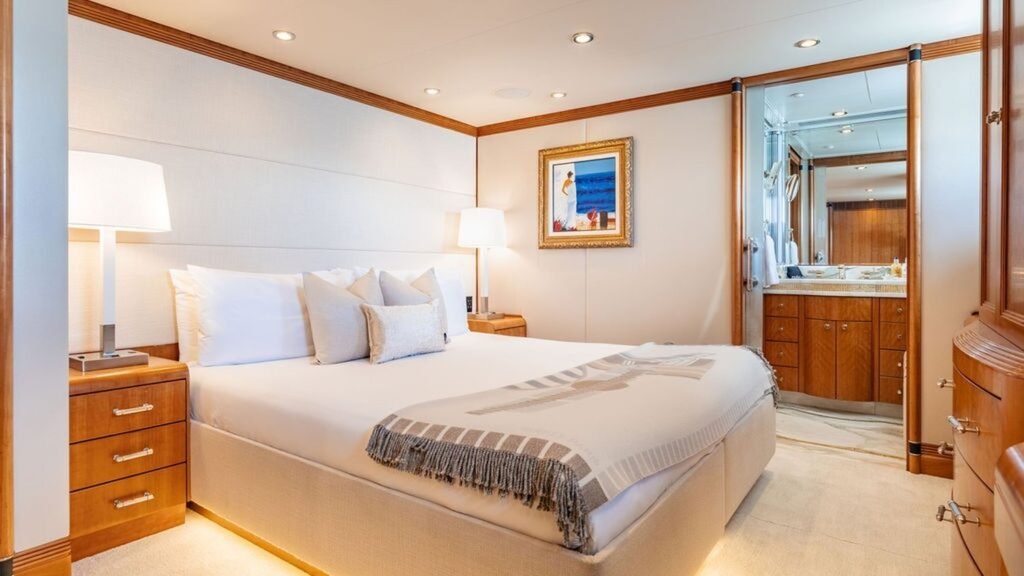 SEA CLASS - Yacht Sea Class vip cabin en suite view