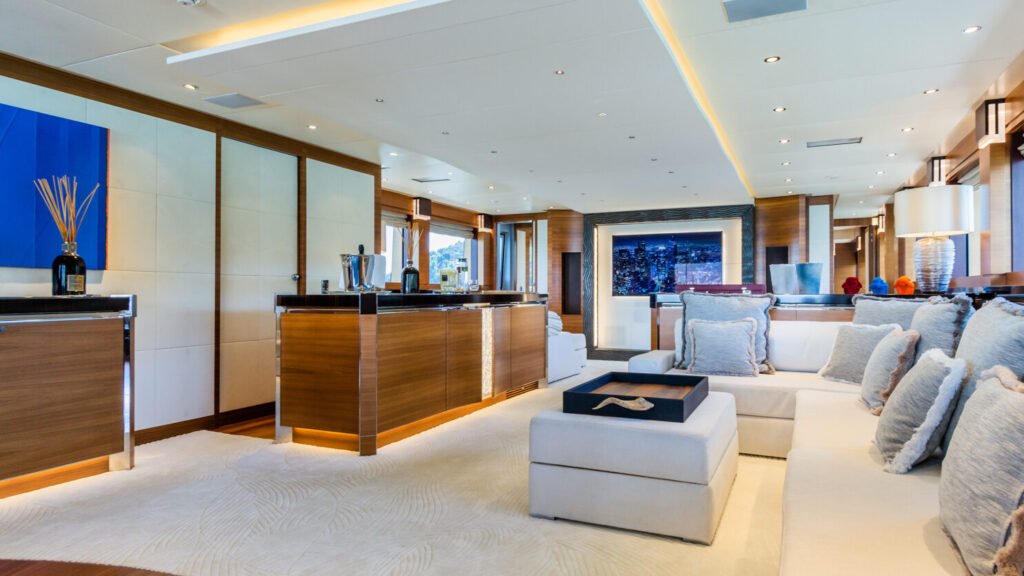 Silver Wind yacht for charter - image 04