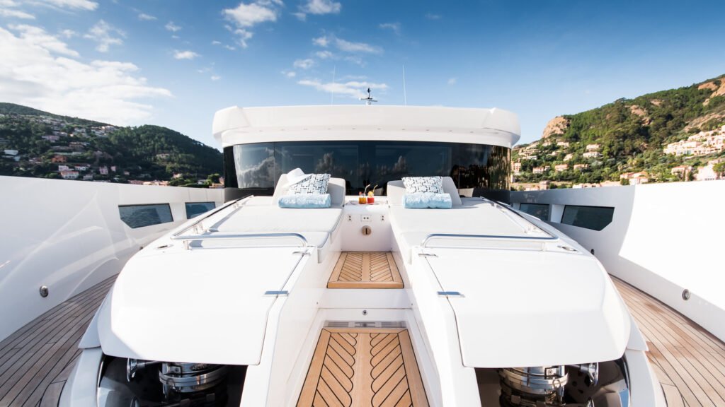 SOULMATE flybridge helm station with teak deck