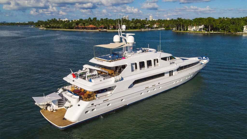 Surina, Trident 45m motor yacht (view 1)