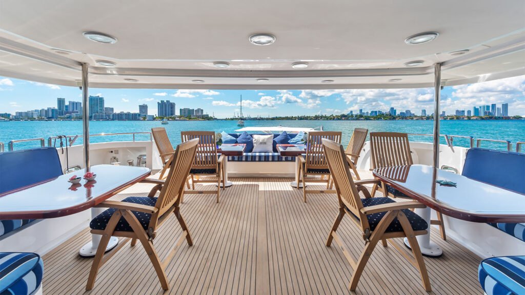 Surina, Trident 45m motor yacht (view 23)