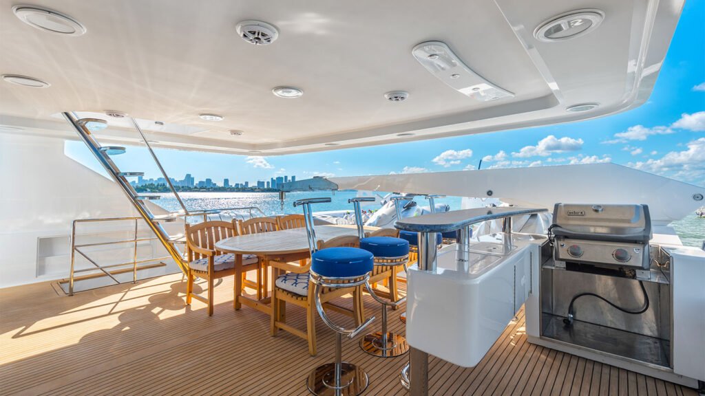 Surina, Trident 45m motor yacht (view 26)