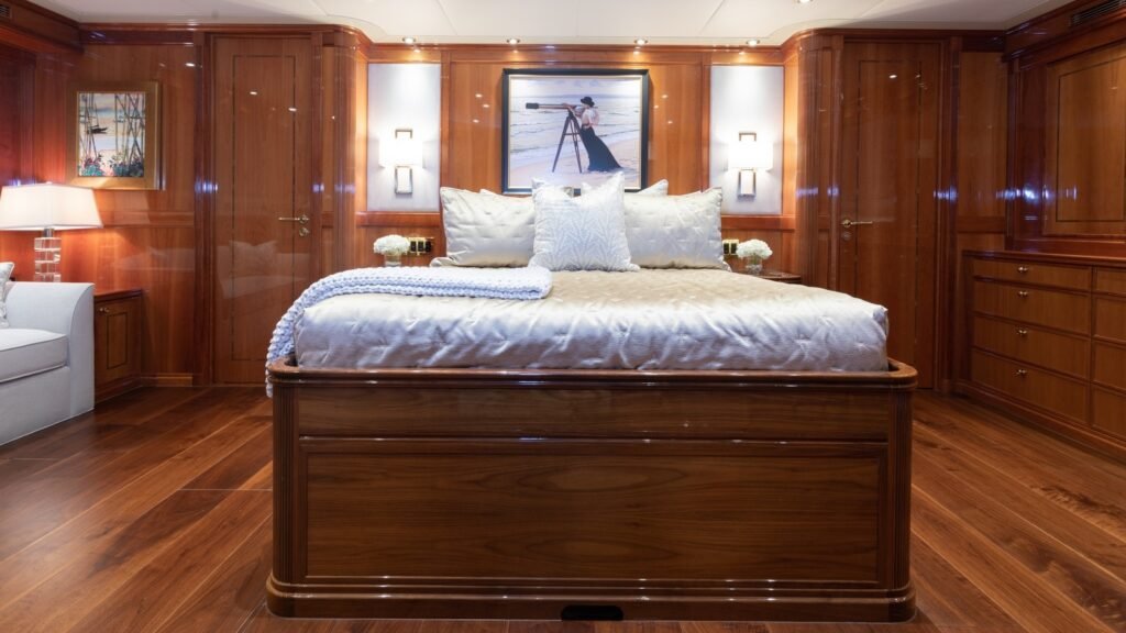 TEMPTATION VIP suite