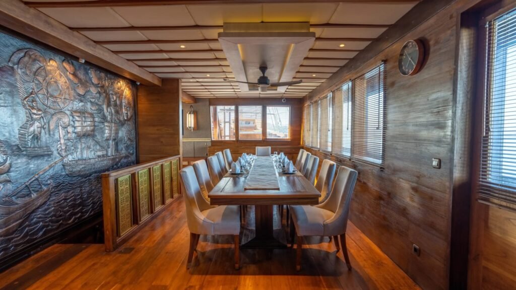 The Maj Oceanic - Custom 47m charter yacht - image 11