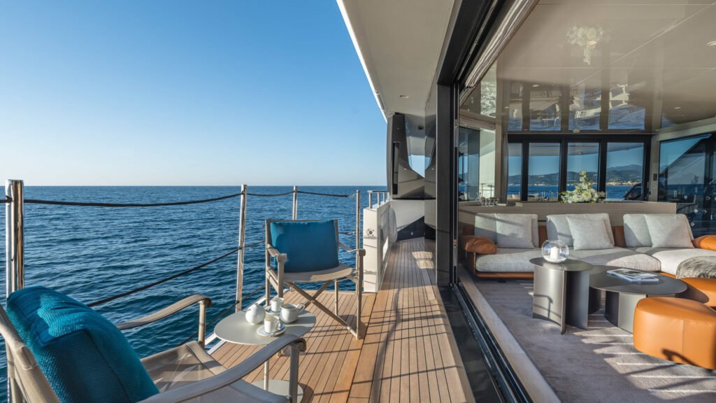 VAUBAN charter yacht — main salon