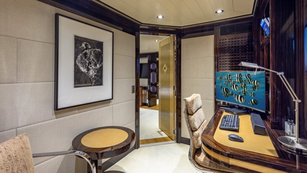 Vesper - Master suite study
