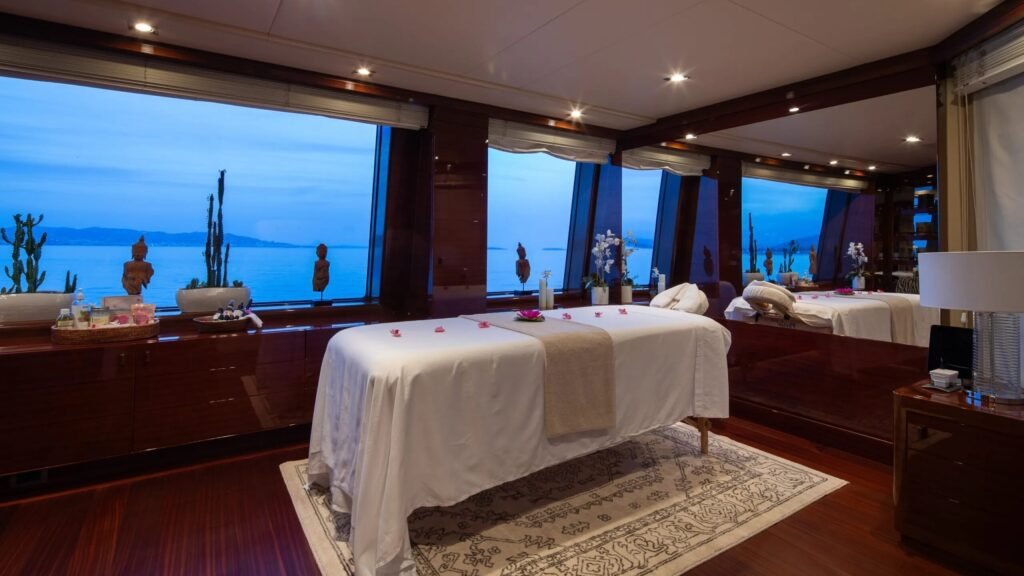 Vision - Benetti 60m charter yacht - image 27
