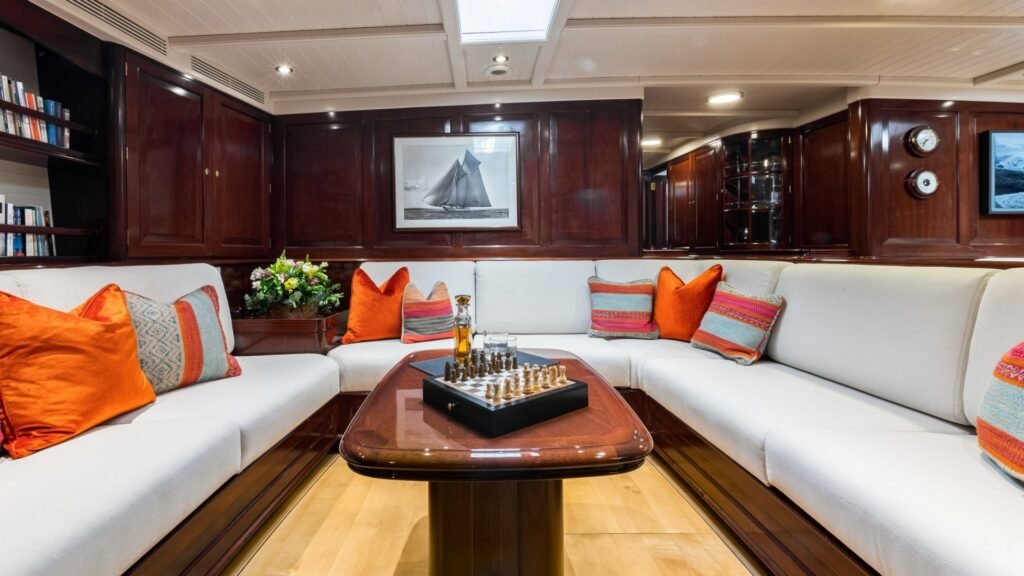 Windrose of Amsterdam - Holland Jachtbouw 46m charter yacht - image 4