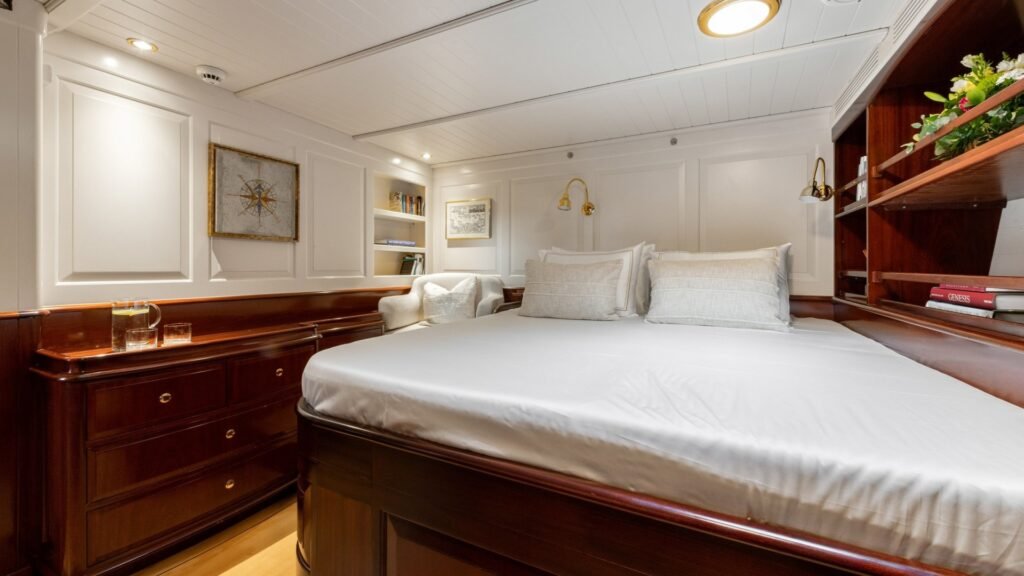 Windrose of Amsterdam - Holland Jachtbouw 46m charter yacht - image 8