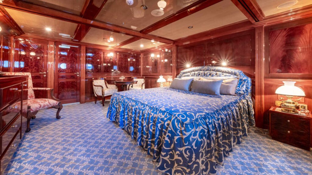 SS DELPHINE yacht Master Cabin Mahogany Panelling