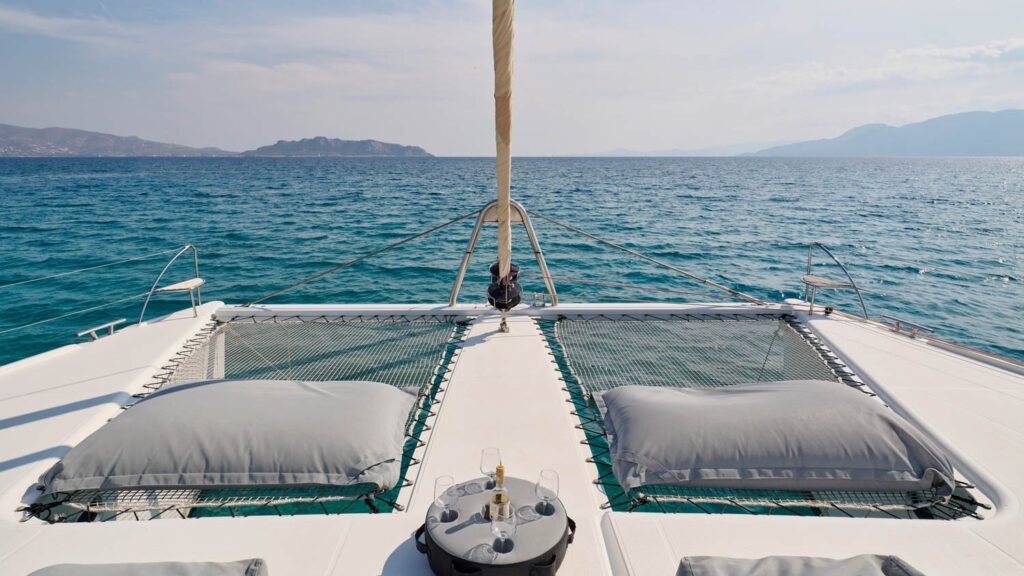 WORLD'S END yacht Overwater Hammocks