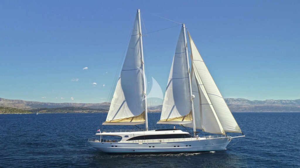 ACAPELLA - under sail