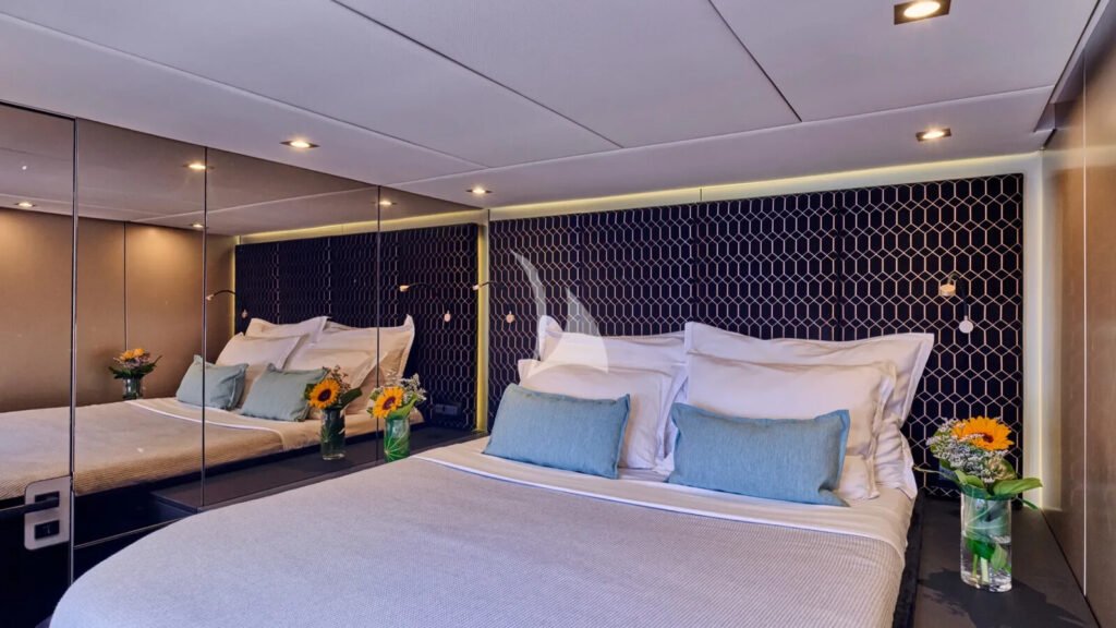 ADARA - Master cabin