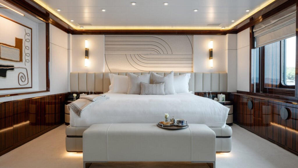 AHS full beam master suite
