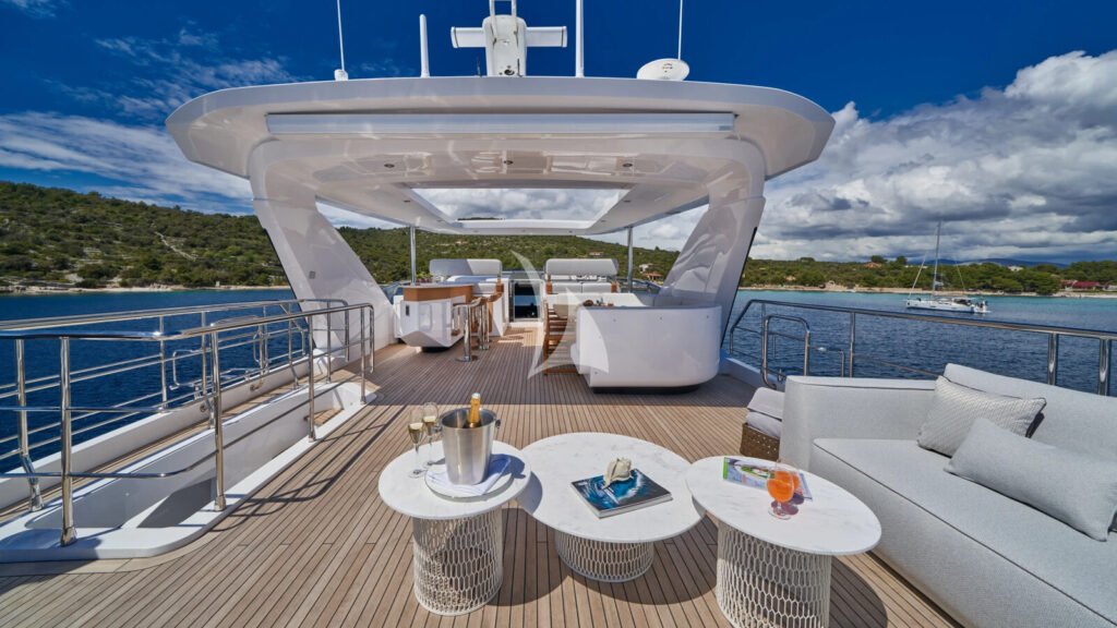 ALUMINIA TOO - Flybridge