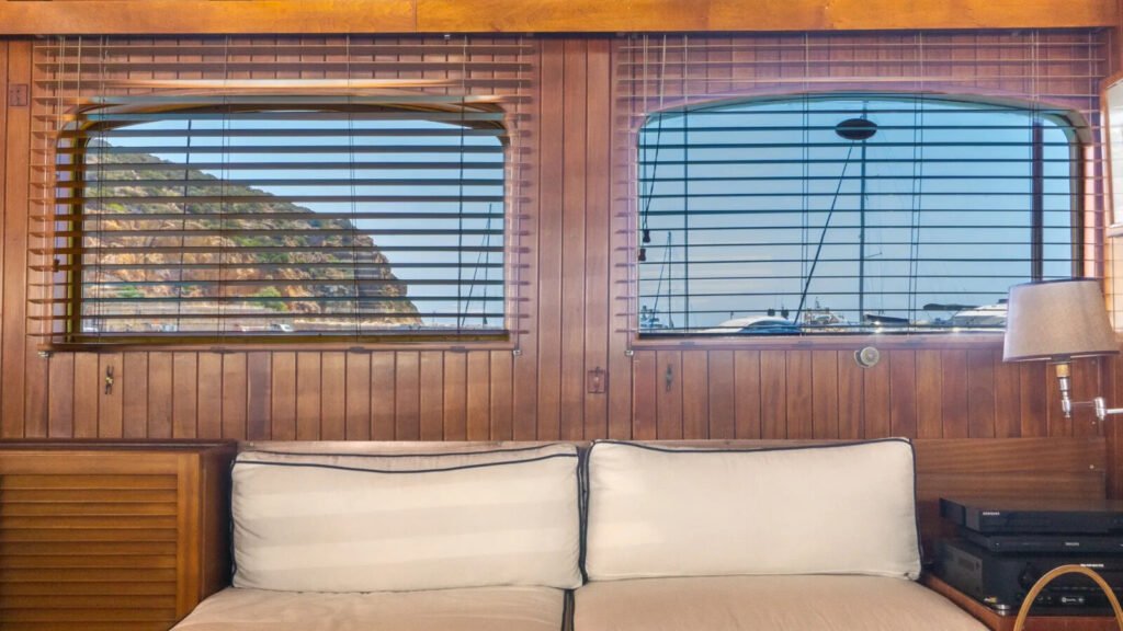 APHRODITE - salon settee