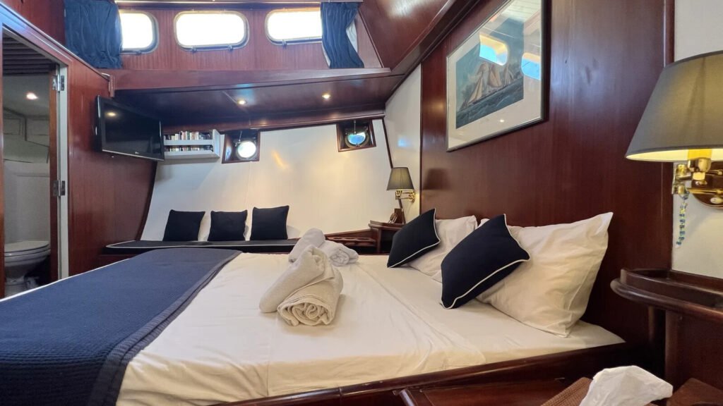 APHRODITE - double cabin