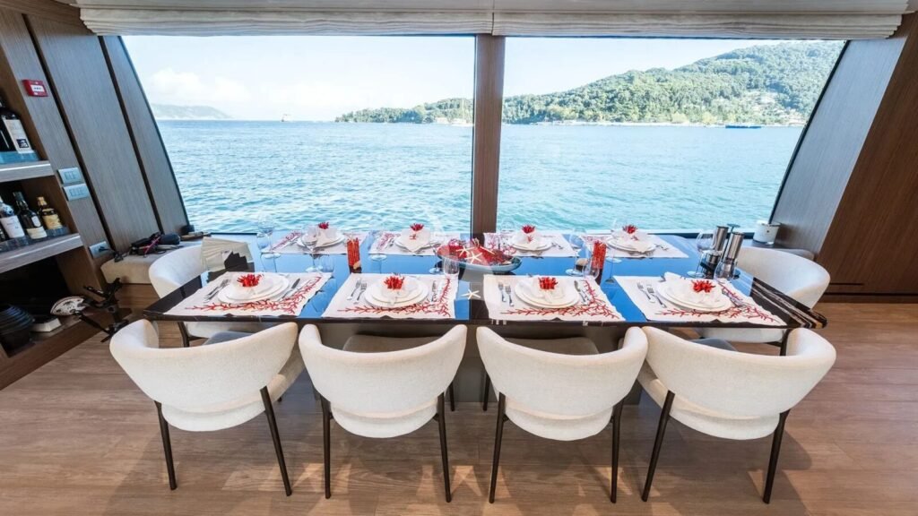 ARESYA Formal dining