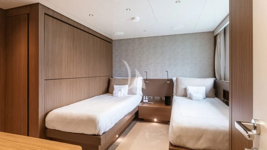 ARESYA Twin cabin
