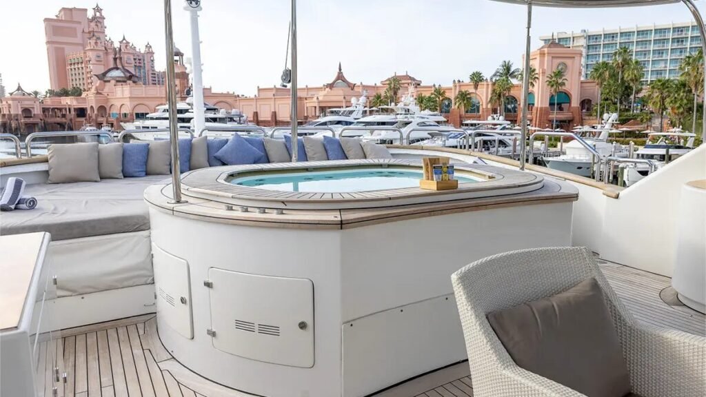 ARTHUR'S WAY yacht for charter
