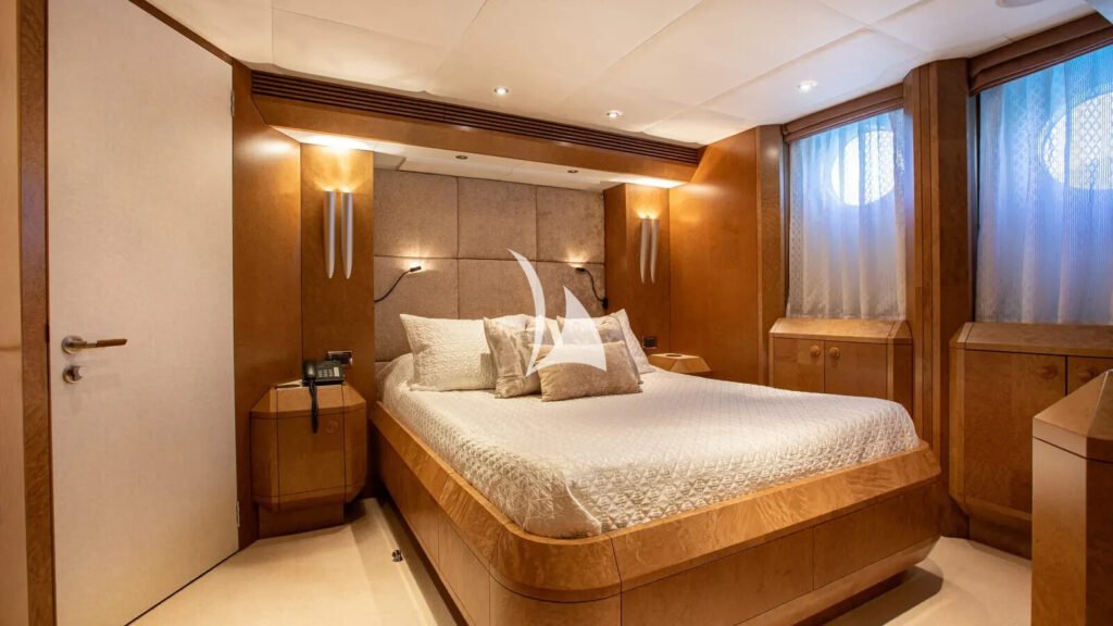 BENITA BLUE - guest double cabin