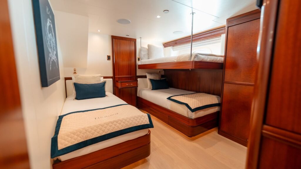 Blue Time Westport 130 motor yacht 27