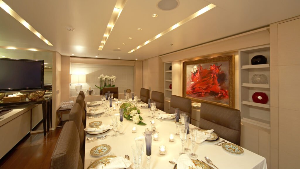 Burkut Formal dining