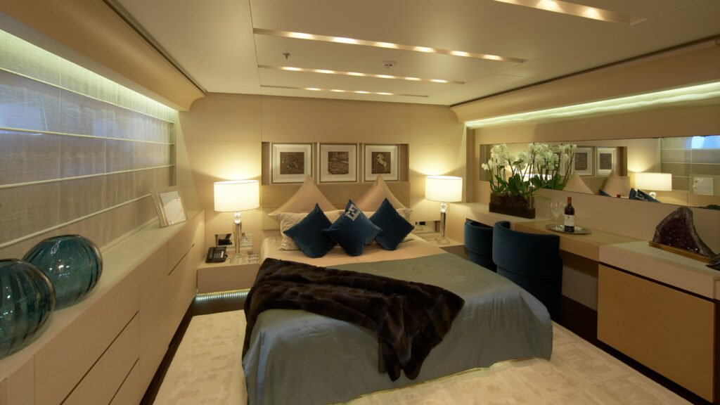 Burkut Double cabin