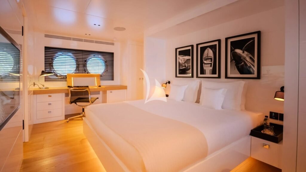 CARMEN Master stateroom