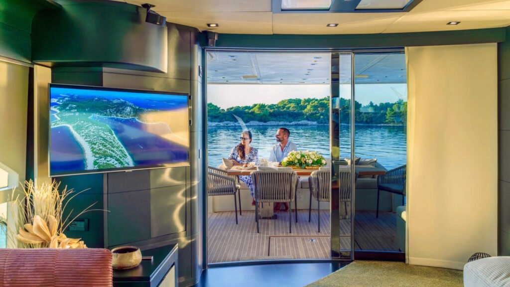 DALIA - main salon opening to the aft deck