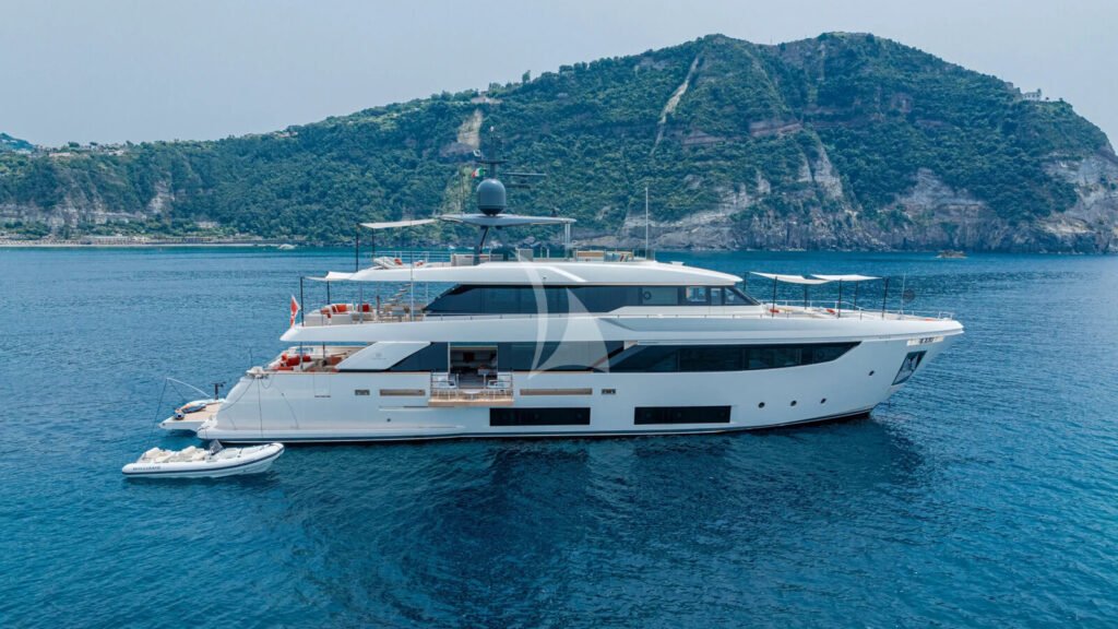DIANA II - On the water
