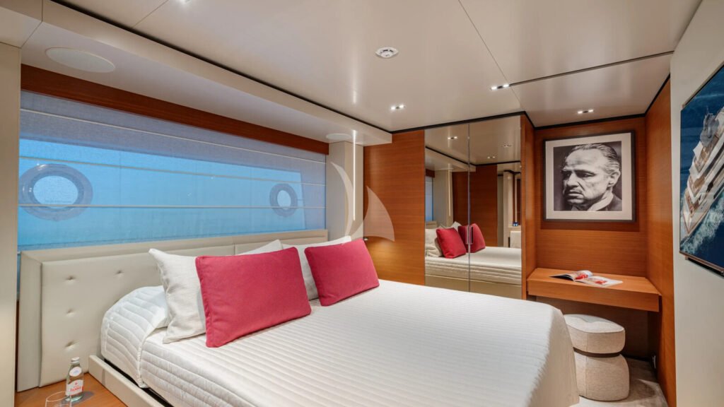 DIANA II - VIP cabin