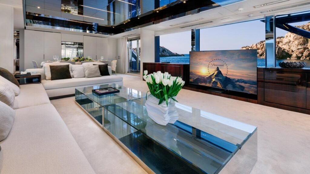 DON'T WORRY yacht for charter