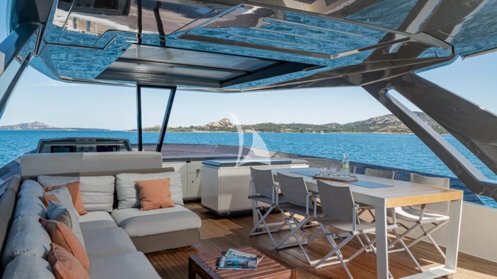 E3 yacht charter photo