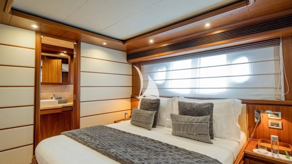 ETHNA VIP stateroom