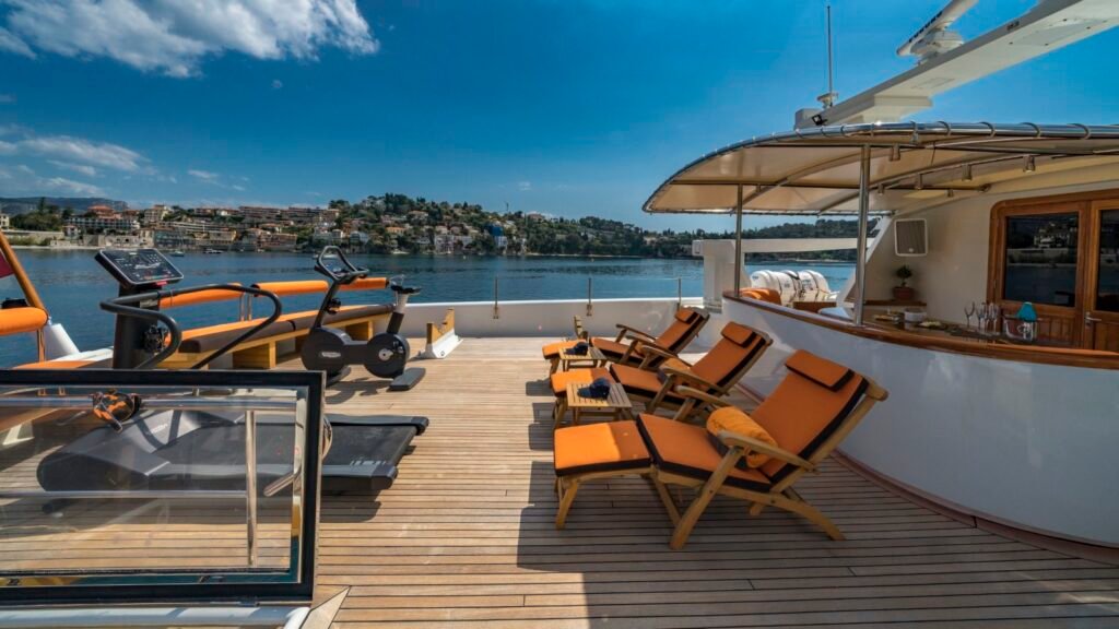 M/Y Fiorente sun deck gym and loungers