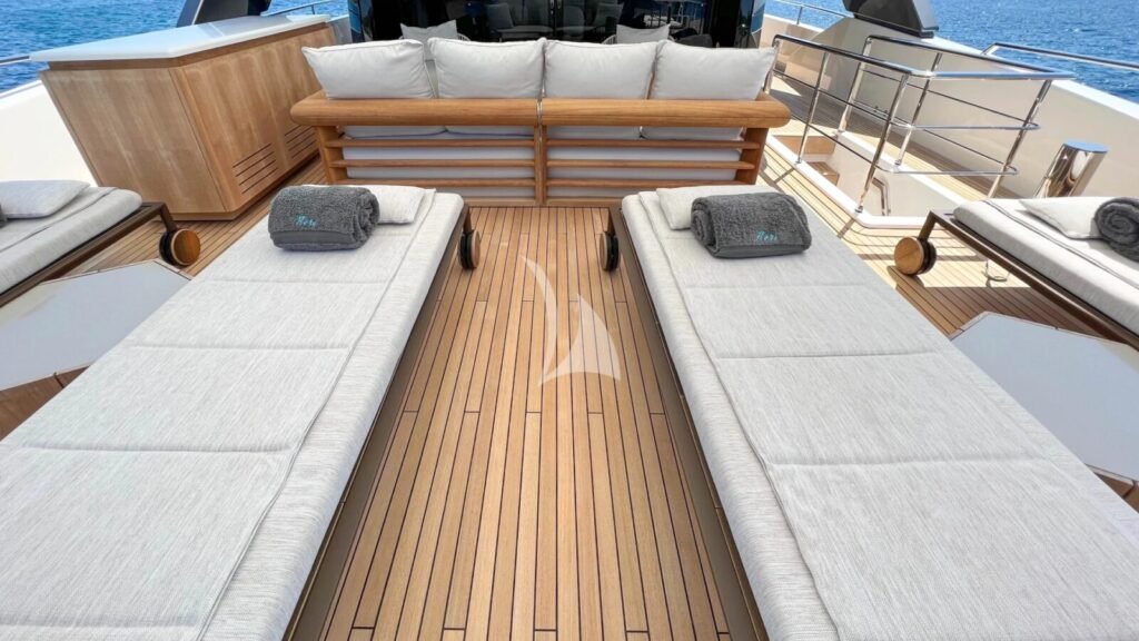 FLORI Sun deck