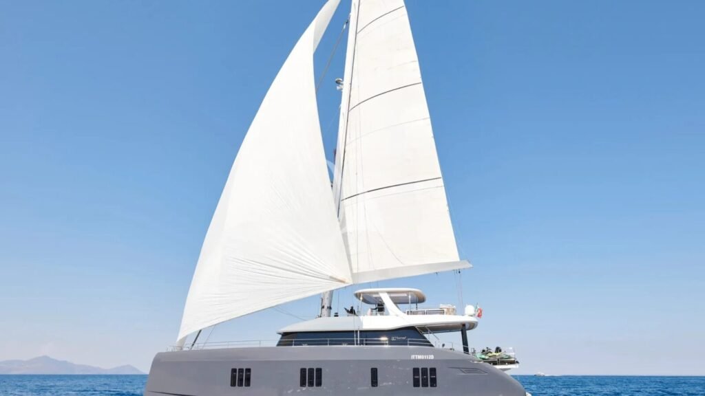 GENNY yacht charter photo