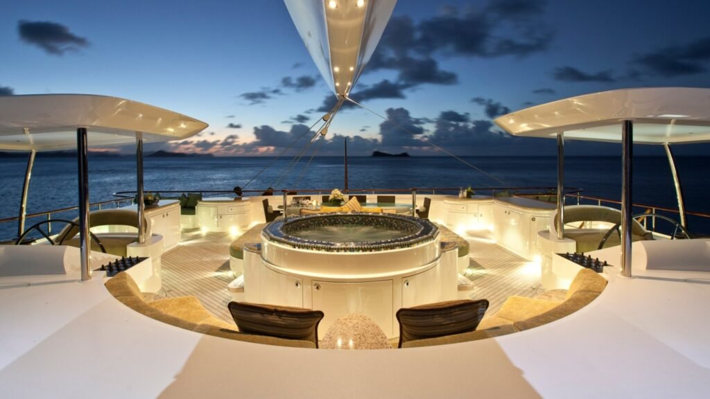 40m charter yacht in Monaco, exterior profile at anchor