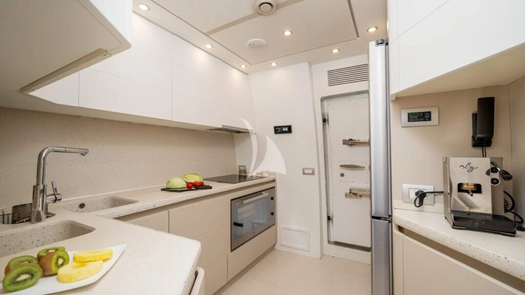 MY LIFE yacht charter photo