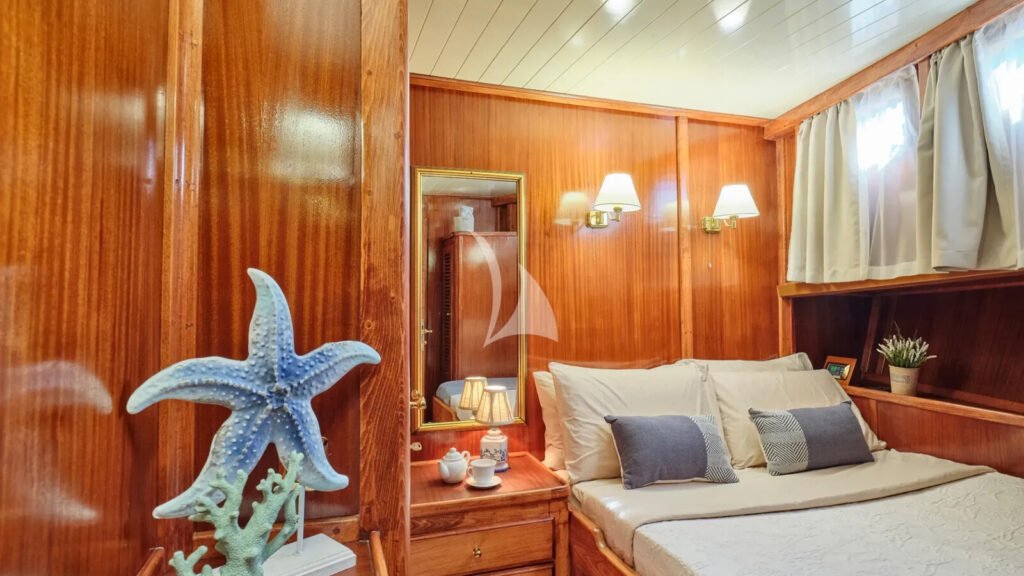 Myra - Double cabin