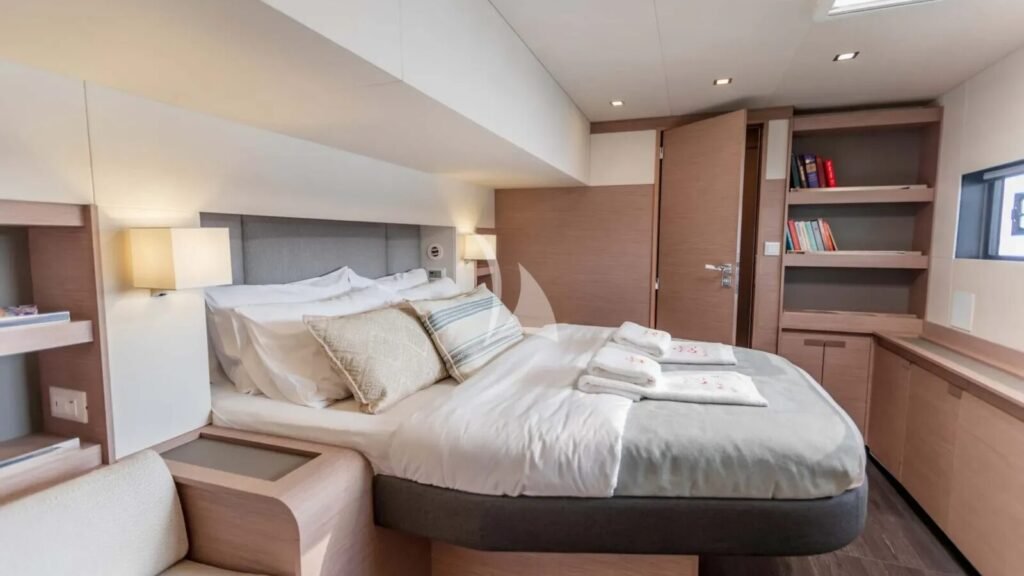 NAMASTE yacht charter photo