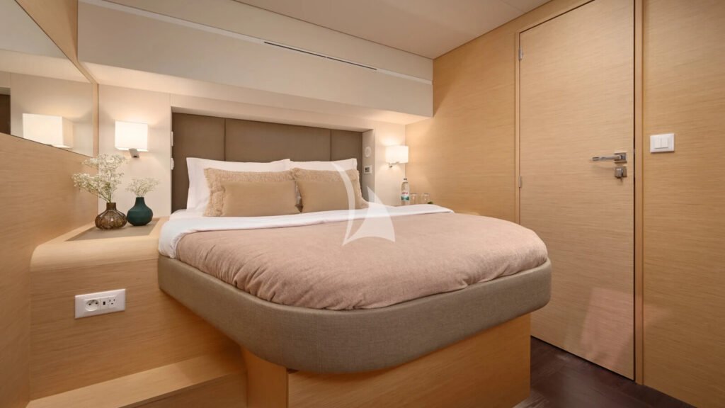 NIKA I - Master cabin