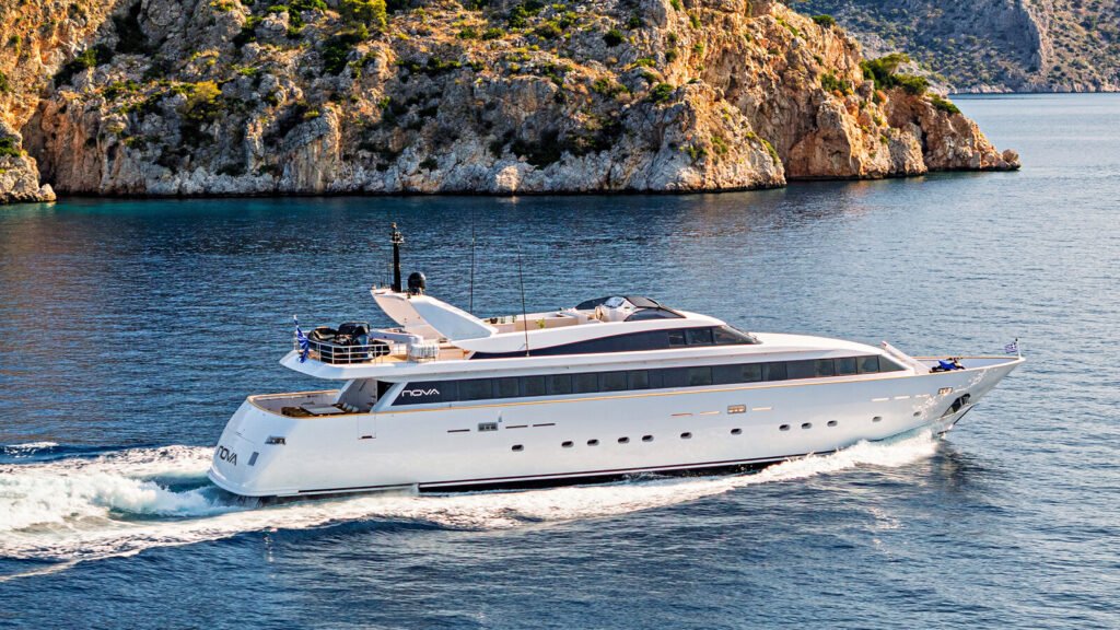 NOVA Baglietto 35m motor yacht - exterior profile at anchor