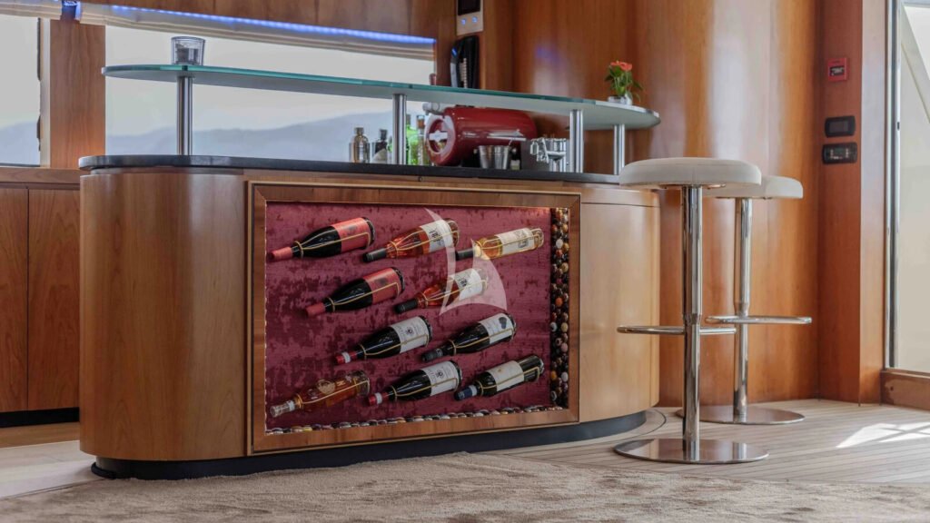 NYLEC - salon bar