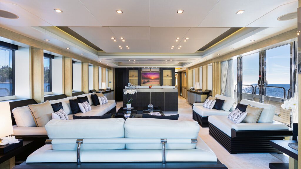 OKSANCHIK Sunseeker 34m motor yacht - saloon seating