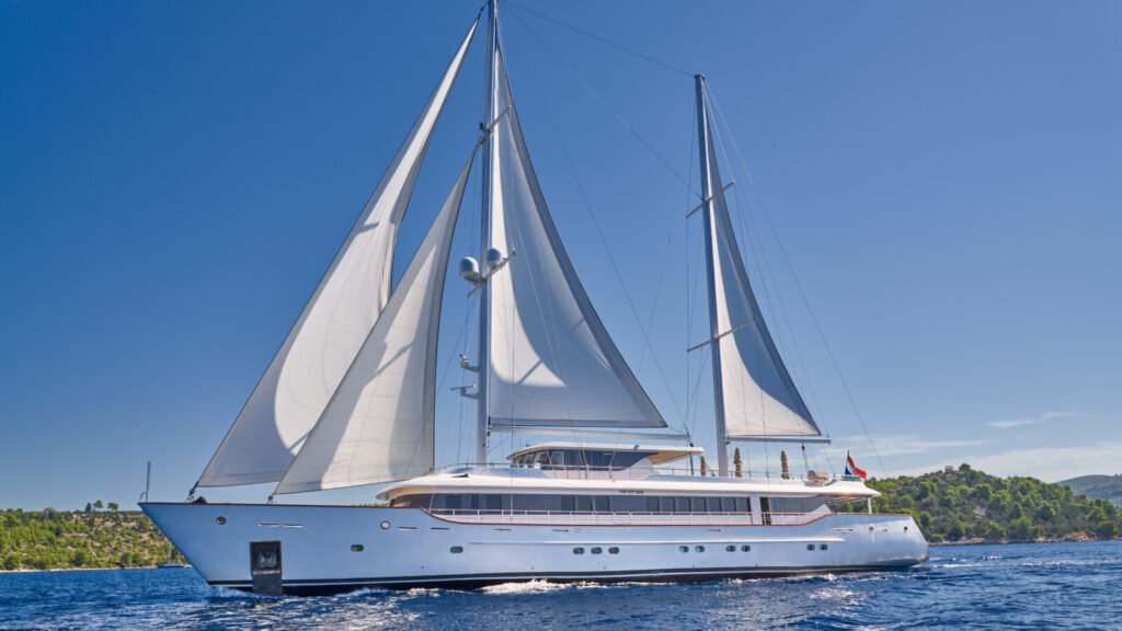OMNIA - Sailing yacht OMNIA